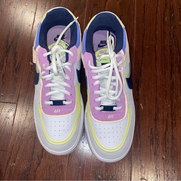 Nike Air Force 1 Shadow Crimson Tint Volt 2020 - Picture 2 of 4